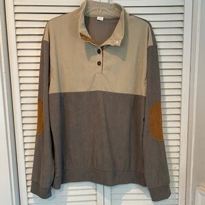 HENGSHENG JEANS Sweatshirt / Shirt w/ 4-Button Placket. Patch Pocket at Elbows.